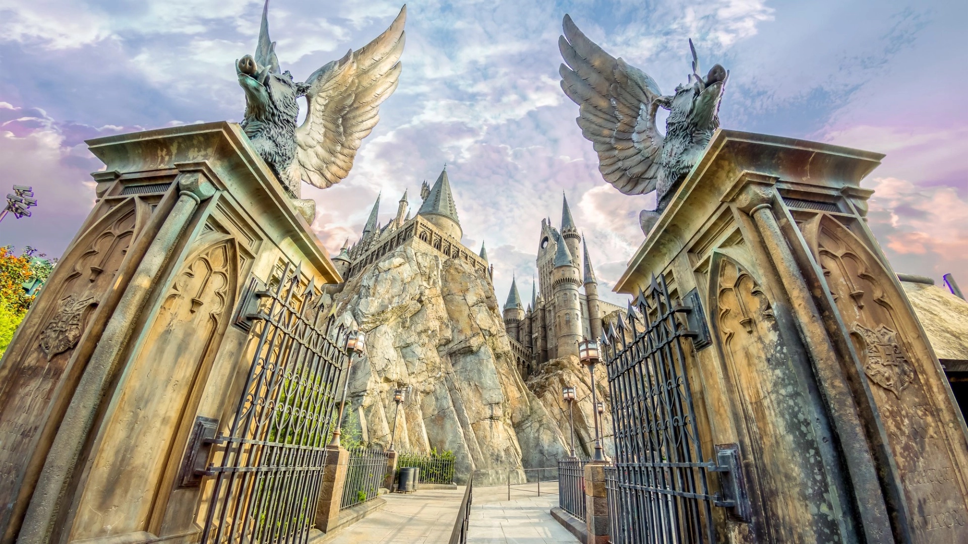 The-Wizarding-World-of-Harry-Potter